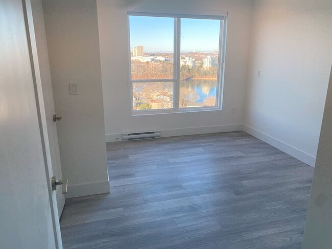 Photo du bâtiment - Beautiful New 2 Bed 2 Bath