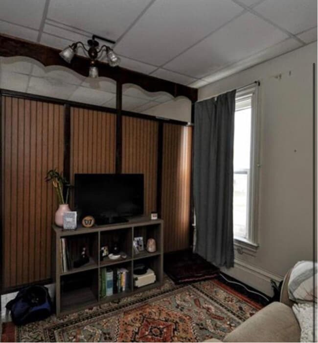 Building Photo - 516 3rd St