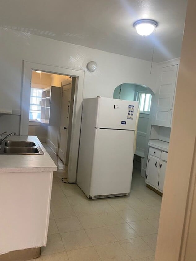 Photo - 1009-11 Euclid Avenue