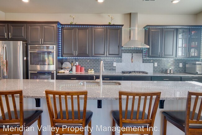 Building Photo - 5 br, 2.5 bath House - 15422 SE 277th Pl