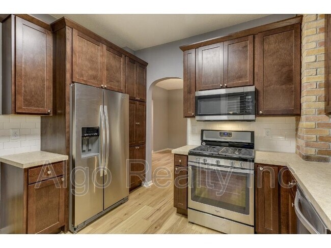 Building Photo - 3822 N Lyndale Ave