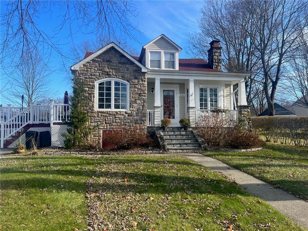 Foto principal - 3290 Lookout St