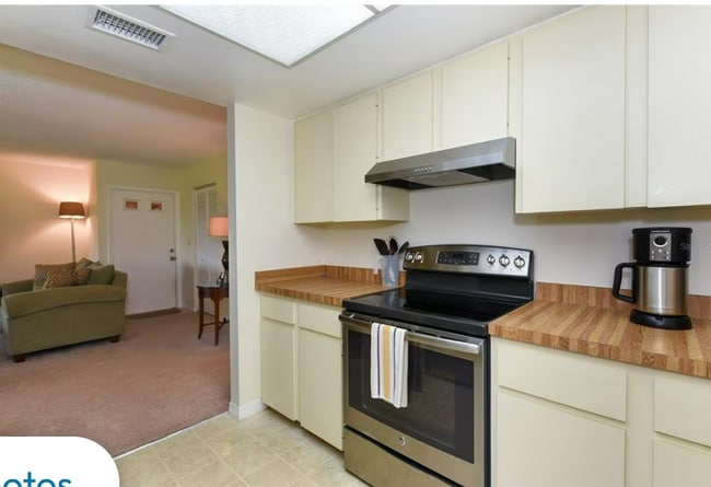 Foto del edificio - 2495 Twin Dr