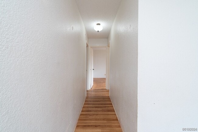 Building Photo - Desirable 2BR/1BA/1PKG in Waipio!! 94-1041...