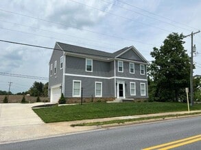 Building Photo - 541 S Church St