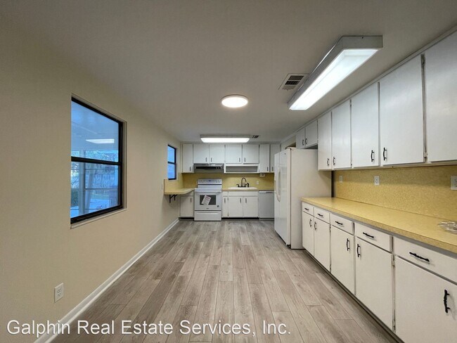Building Photo - 2601 Gregor McGregor Blvd