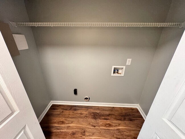 Building Photo - Liberty Hill - Columbia County