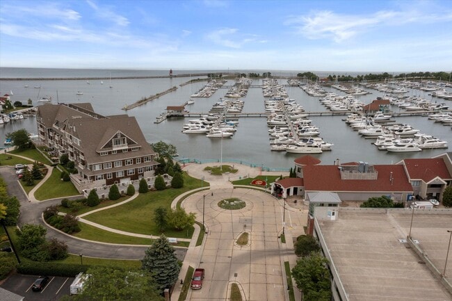 Building Photo - 4 Gas Light Dr