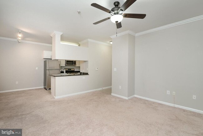 Building Photo - 12144 Garden Grove Cir