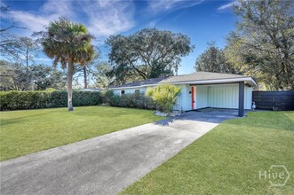 Building Photo - 2337 Shirley Dr