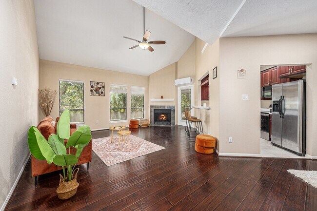 Building Photo - 4144 Greystone Way