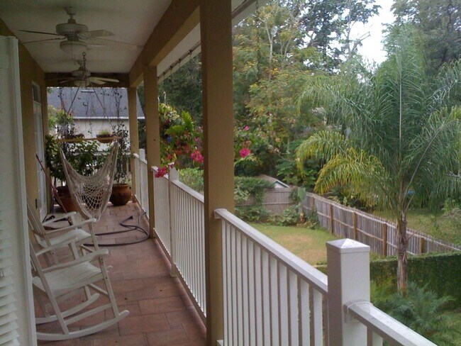 Building Photo - 2 Blocks east of Virginia/Mills - 2 Story ...