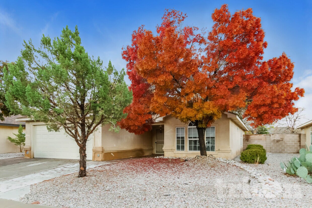 Primary Photo - 6708 Valle Verde Rd NW