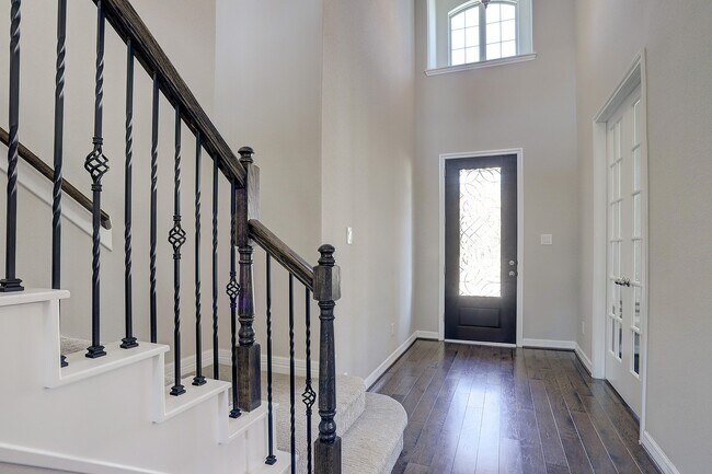 Foto del edificio - 34427 Spring Creek Cir