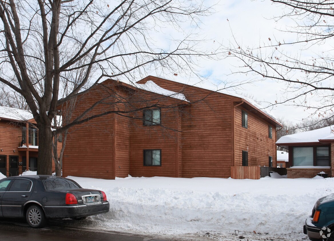 Building Photo - 5701 34th Ave S