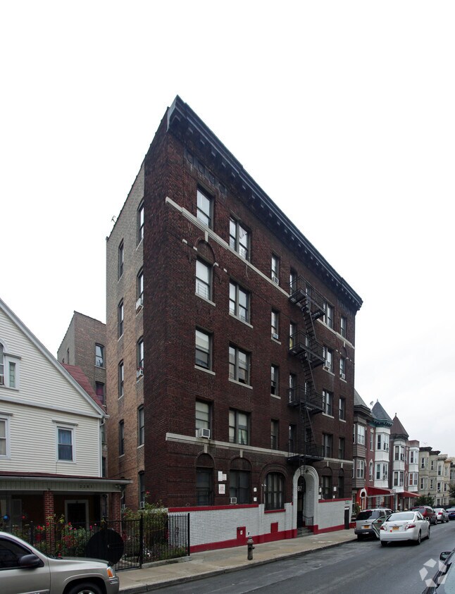 Primary Photo - 2287 Loring Pl N