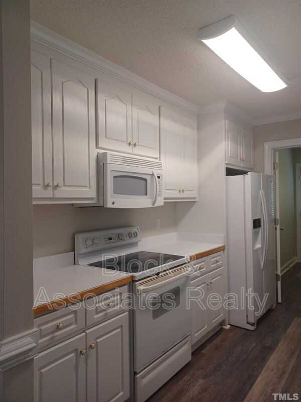 Foto del edificio - 528 Hunter Way