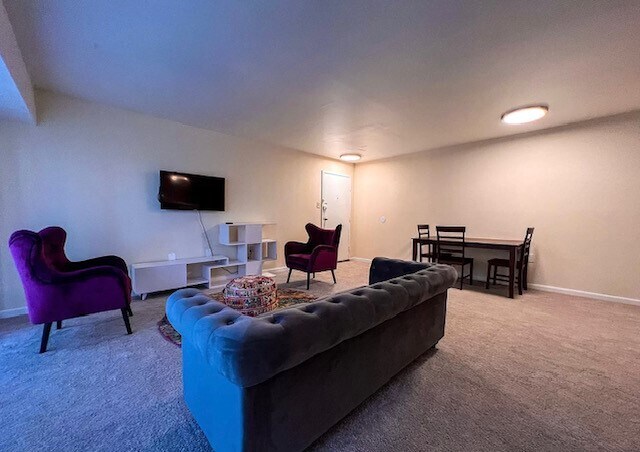 Foto principal - 5217 Newton St