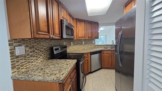 Building Photo - 2815 N Course Dr