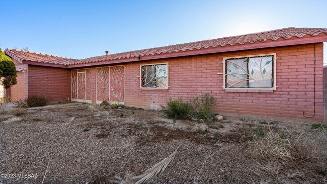 Foto del edificio - 6428 Buckaroo Loop