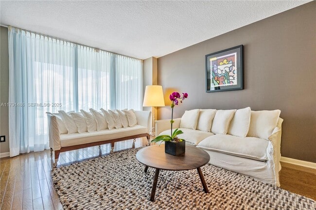 Foto del edificio - 1500 Ocean Dr