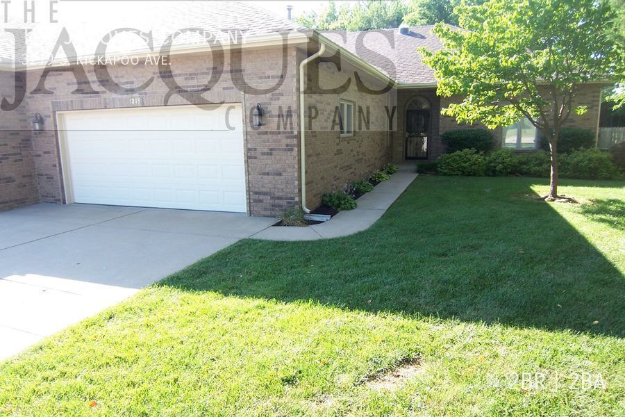 3219 S Kickapoo Ave, Springfield, MO 65804 House Rental in Springfield, MO