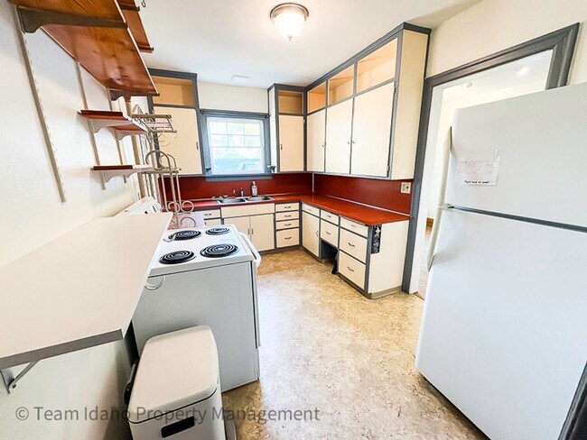 Foto del edificio - 811 E 6th St