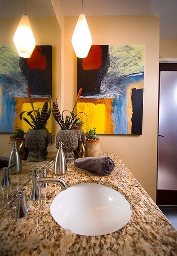 Granite Counter - 460 S Spring St