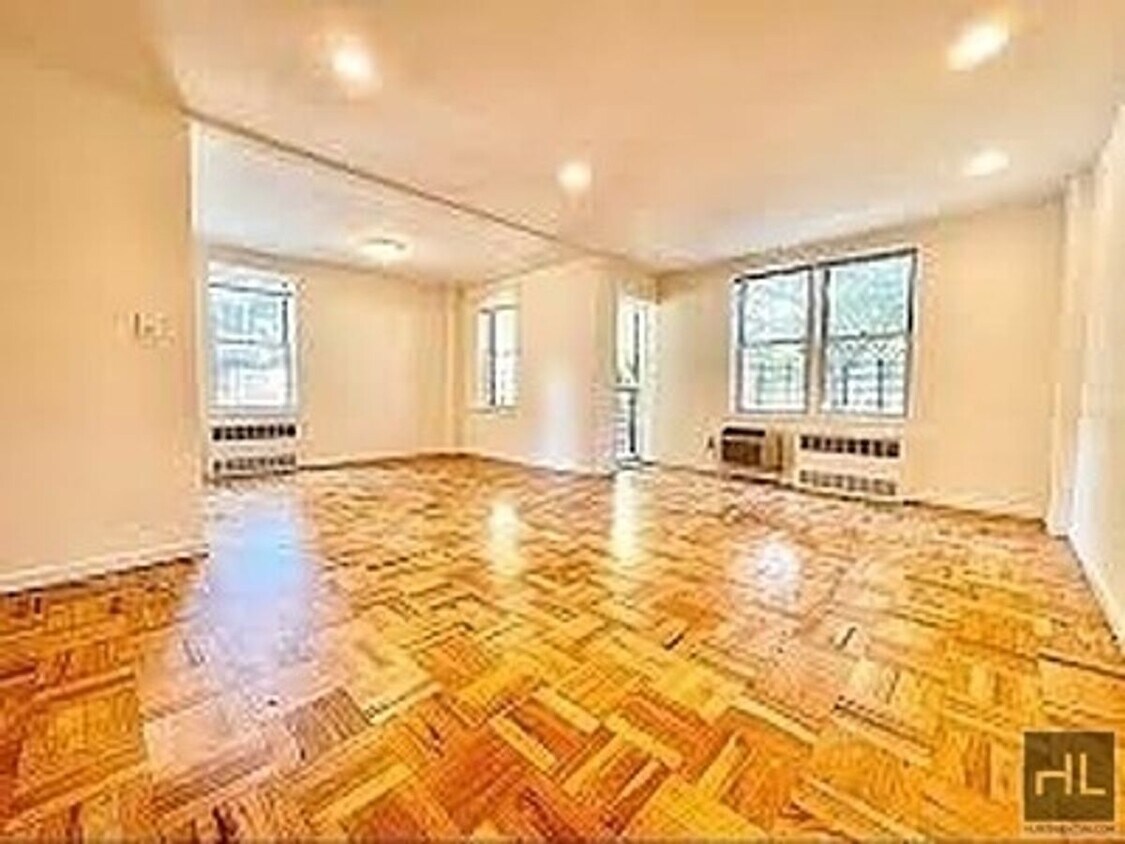 Foto del edificio - GRAND CENTRAL PARKWAY