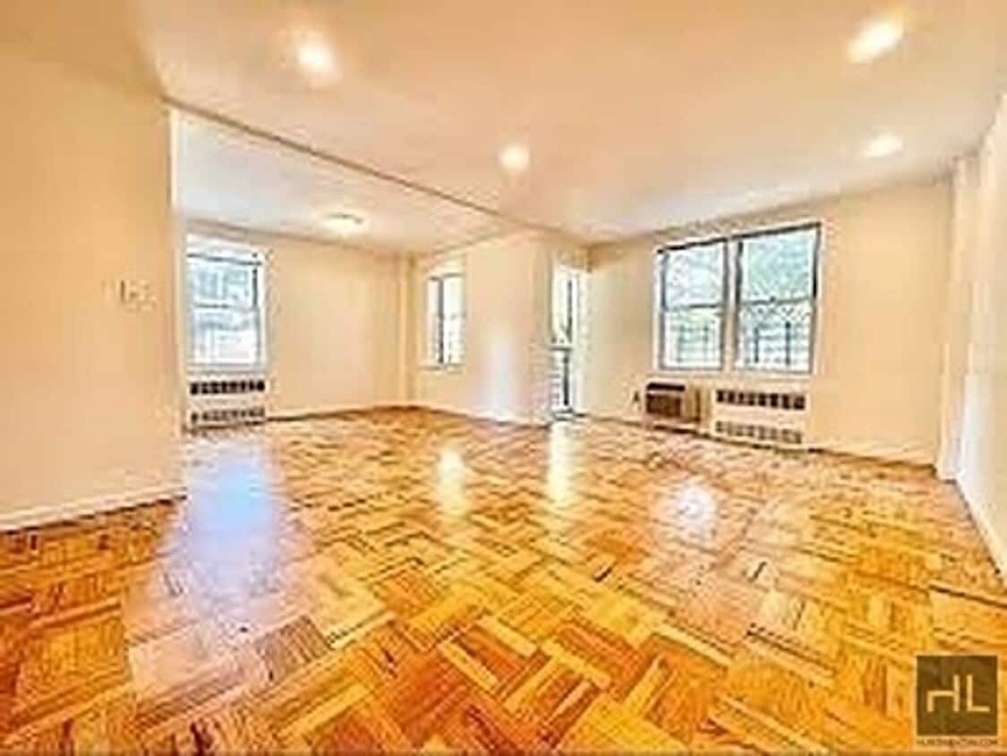 Building Photo - GRAND CENTRAL PARKWAY