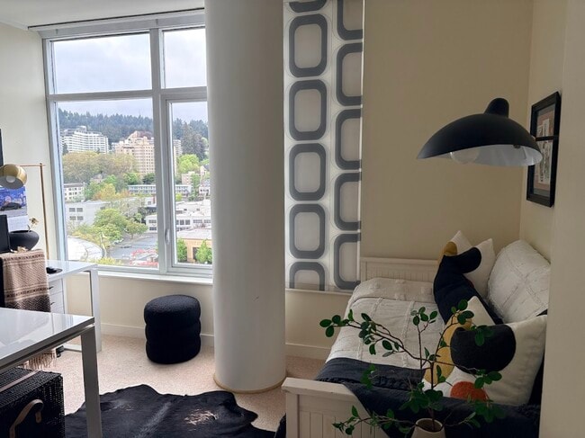 Second bedroom/ office - 1926 W Burnside St