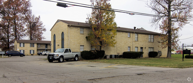 Building Photo - 4700 Valla Rd