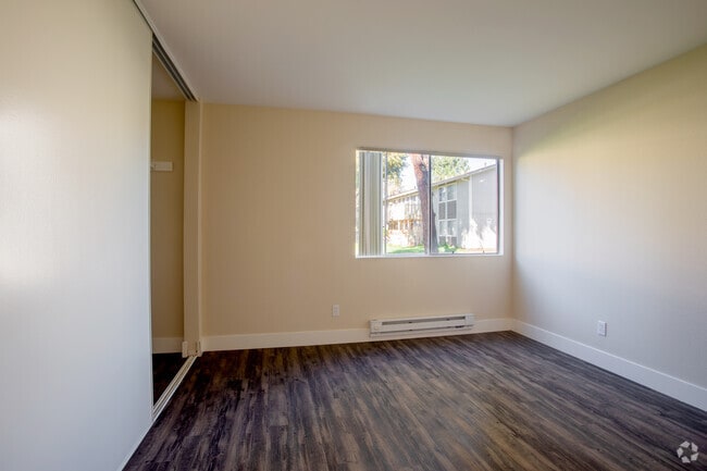 Interior Photo - Almaden Terrace