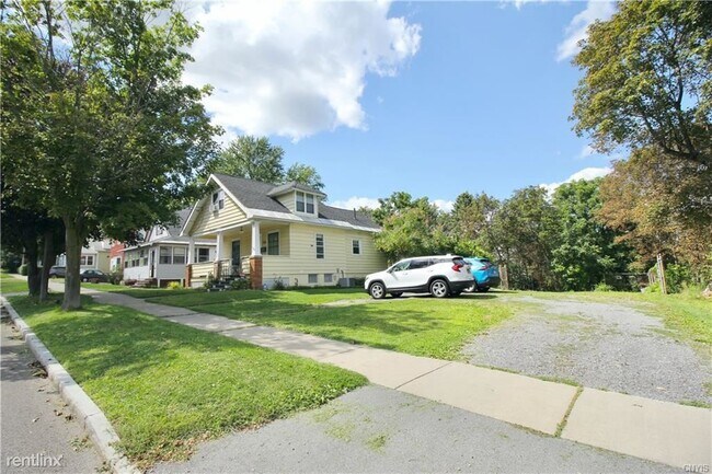 Building Photo - 2 br, 2 bath House - 706 Stolp Ave