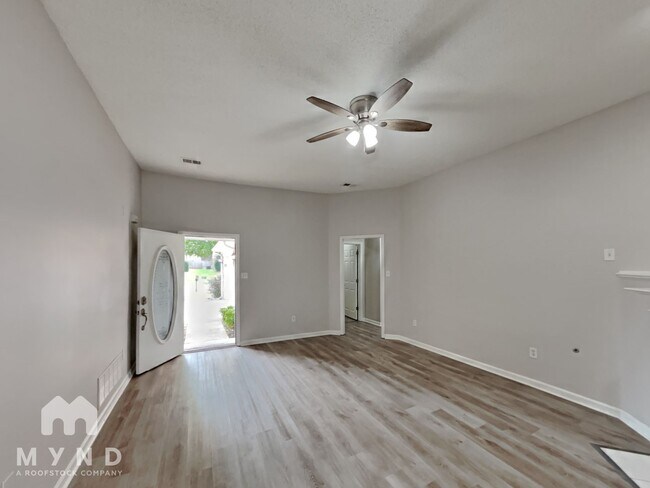 Building Photo - 5887 Tommy Joe Dr