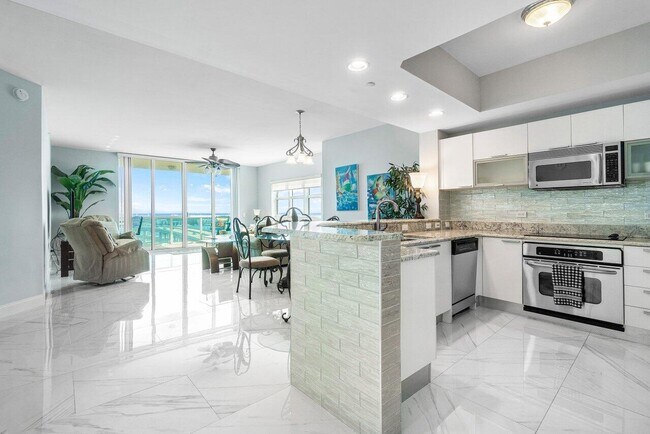 Foto del edificio - 2640 Lake Shore Dr