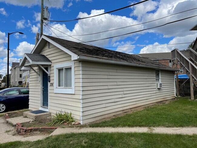 Foto del edificio - One Bedroom Apartment