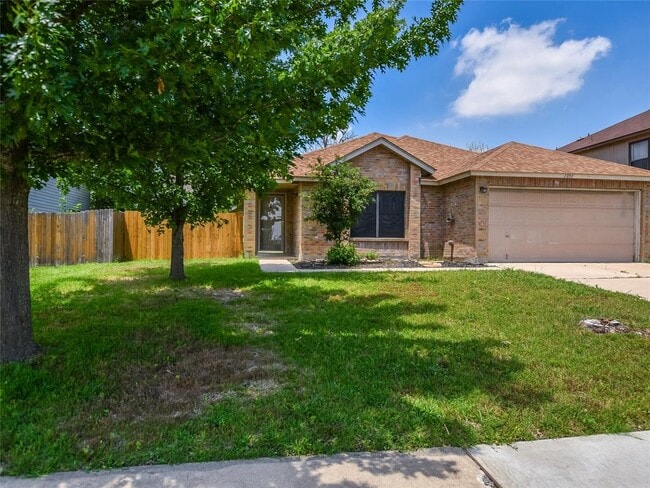 Building Photo - 1353 Lakeside Loop