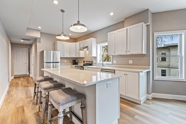 Building Photo - 110 Congress Ave