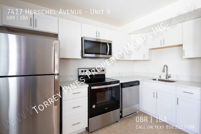 Building Photo - *OPEN HOUSE: 1/13 10-11AM* La Jolla Villag...