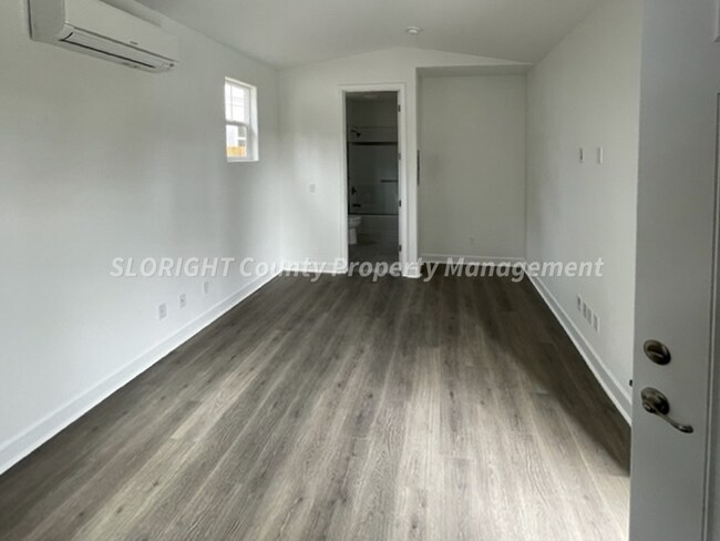 Foto del edificio - 1039 Forest St