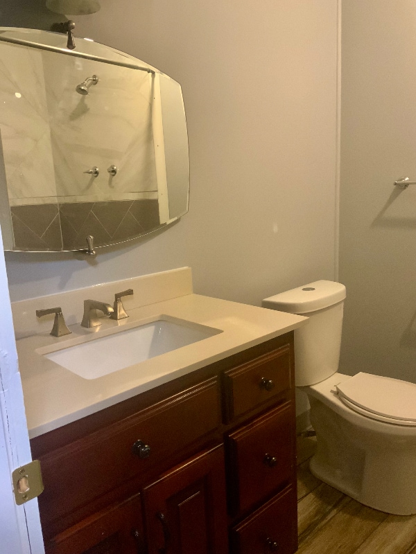 Building Photo - 219 NW Hilton Ave