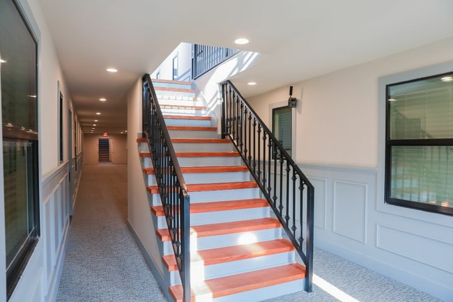 Building Photo - Inez at Bishop Ridge