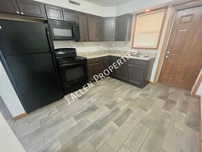 Building Photo - 100 Gold Strike Dr
