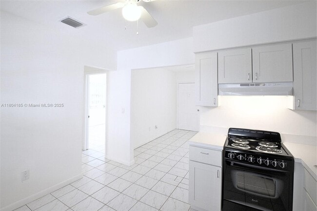 Foto del edificio - 1570 NW 2nd St