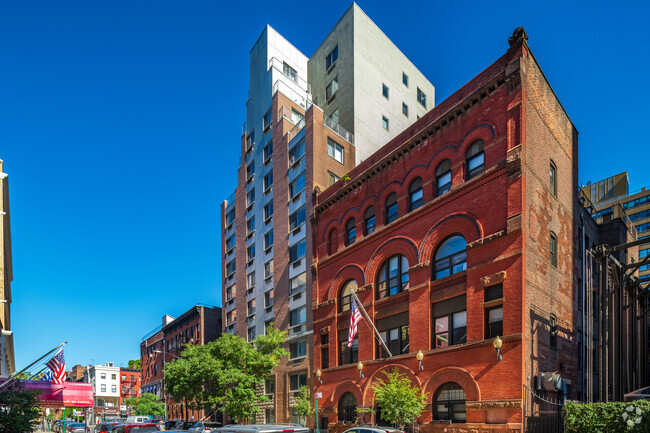Building Photo - Schermerhorn Court Apartments