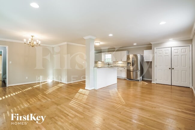 Foto del edificio - 5143 Colonial Park Rd