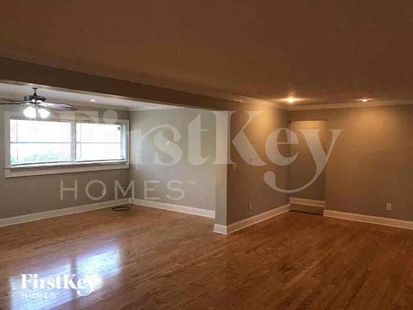 Building Photo - 1376 Burtwood Dr