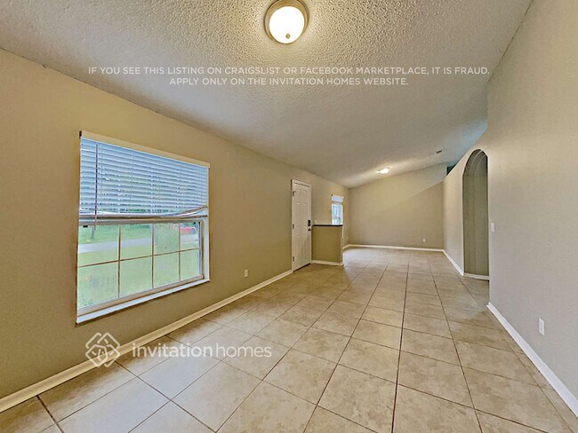 Foto del edificio - 720 SE Lansdowne Ave