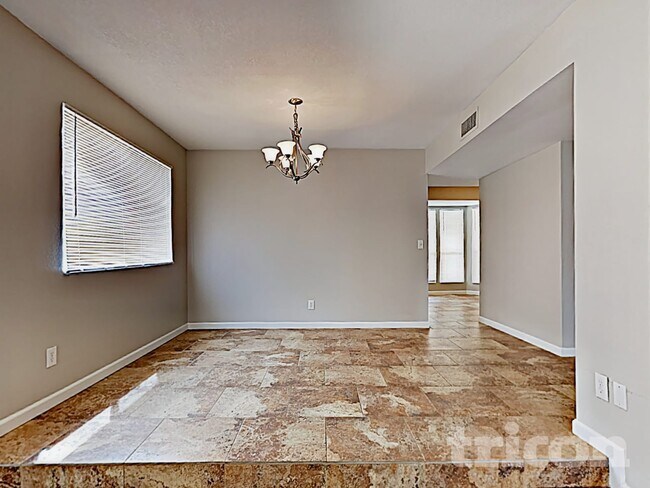 Foto del edificio - 6317 W Desert Hills Dr